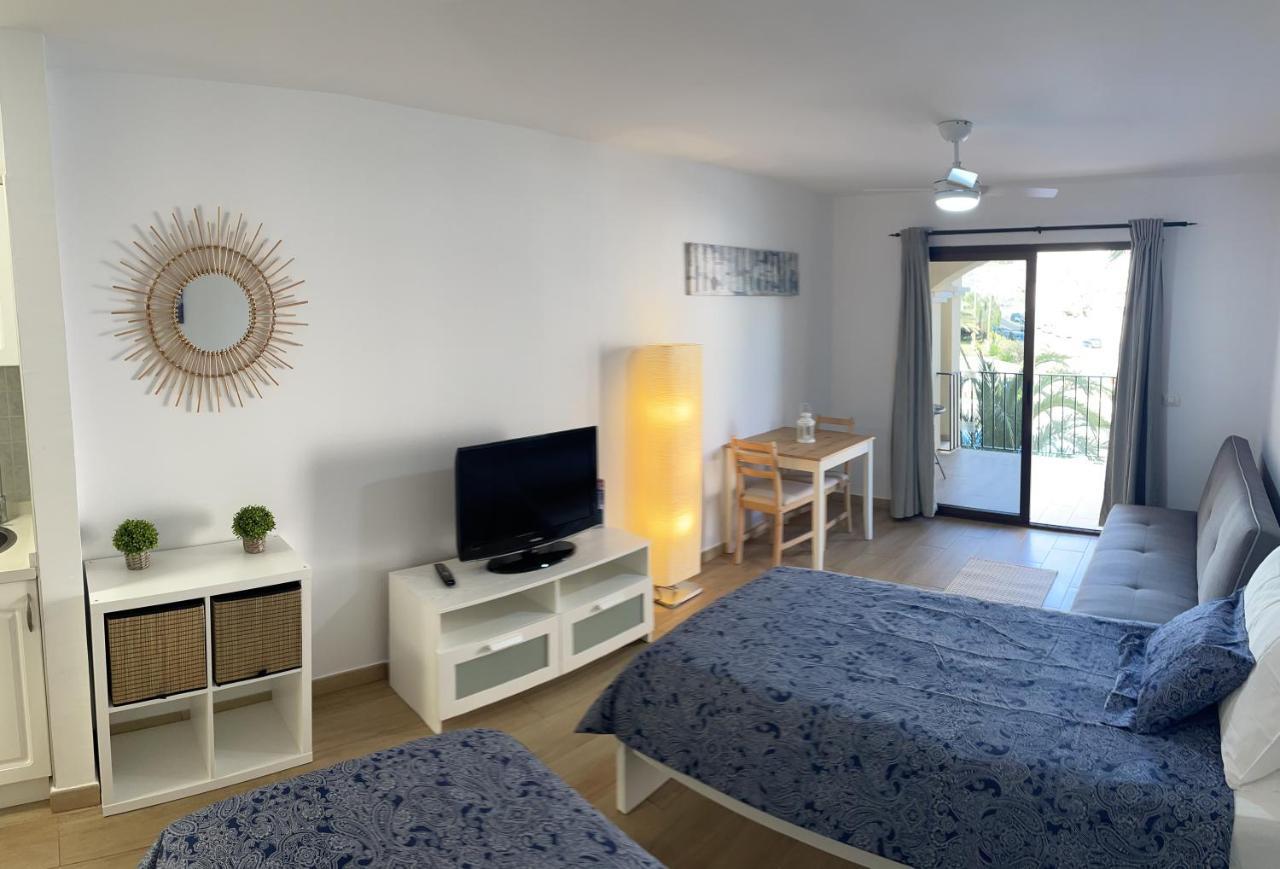 Castle Harbour Los Cristianos Beautiful Studio With Pool View Exterior foto